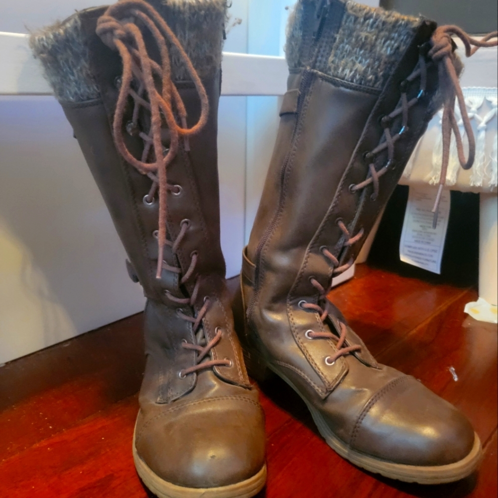 Brown boots